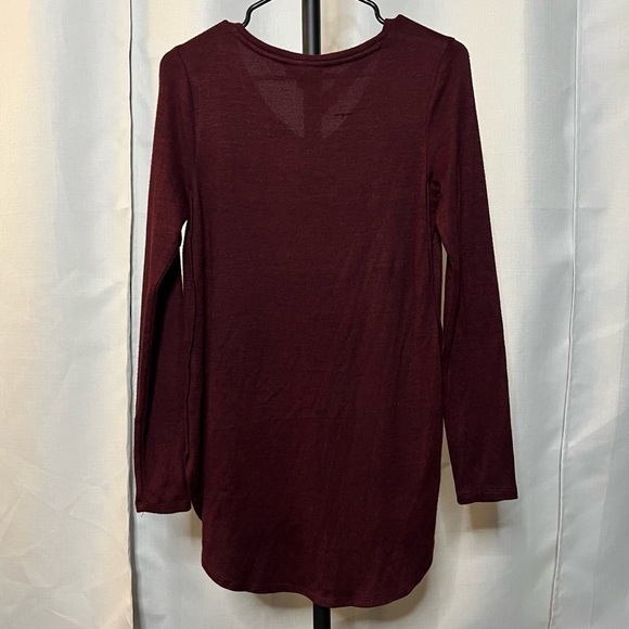 APT 9 Burgundy Red V Neck Oversized Sweater Small - Picture 5 of 6